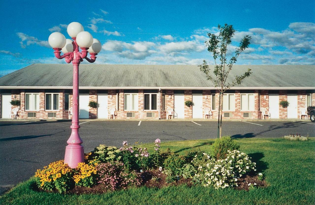 Motel Invitation Sainte-Marie 外观 照片